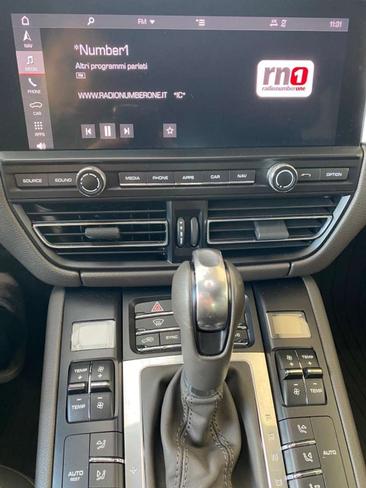 Porsche Macan Electrique S — photo 21