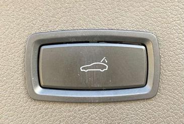 Porsche Macan Electrique S — photo 26