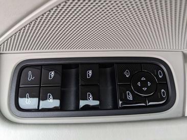 Porsche Panamera II Turbo — photo 21