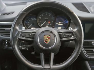 Porsche Macan Electrique — photo 36