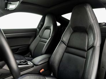 Porsche 992 I Carrera — photo 9