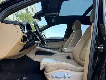 Porsche Macan Electrique — photo 12