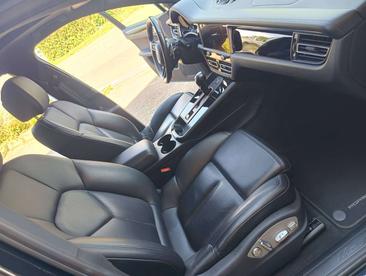 Porsche Macan Electrique Base — photo 8