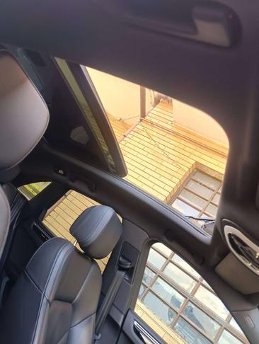 Porsche Macan Electrique Base — photo 19