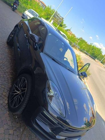 Porsche Macan Electrique Base — photo 23