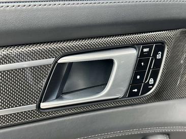 Porsche Panamera II E-Hybrid — photo 36