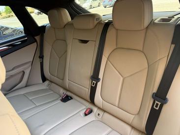 Porsche Macan Electrique — photo 34