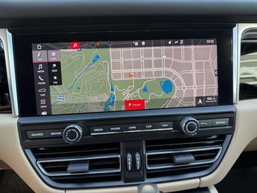 Porsche Macan Electrique — photo 45