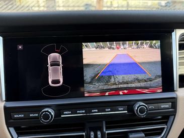 Porsche Macan Electrique — photo 47