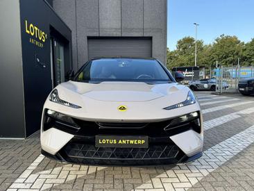 Lotus Eletre — photo 2