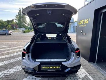 Lotus Eletre — photo 5