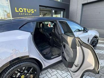 Lotus Eletre — photo 33