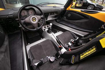 Lotus Elise 111R — photo 6
