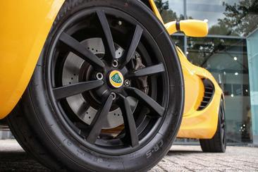 Lotus Elise 111R — photo 12