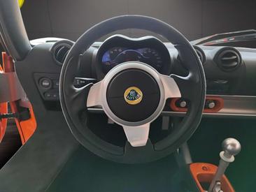Lotus Elise Sport 220 — photo 7
