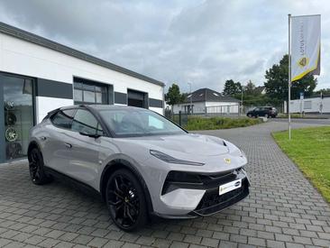 Lotus Eletre — photo 2