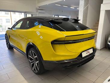 Lotus Eletre — photo 5
