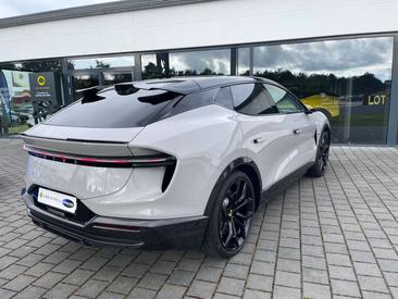 Lotus Eletre — photo 7