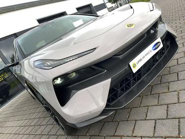 Lotus Eletre — photo 22