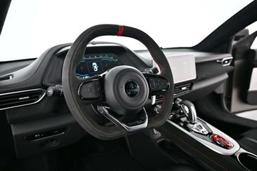 Lotus Emira — photo 24
