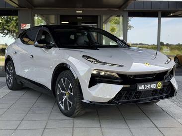 Lotus Eletre — photo 2