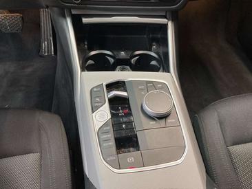 BMW Série 3 318 — photo 9