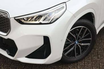 BMW IX1 M Sport EDrive20 — photo 21