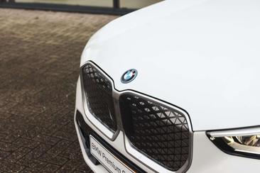 BMW IX1 M Sport EDrive20 — photo 23