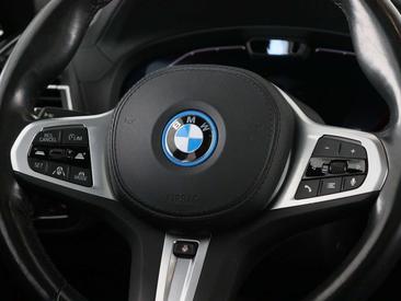 BMW iX3 High Executive EDrive40 — photo 26