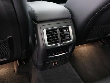 BMW iX3 High Executive EDrive40 — photo 32