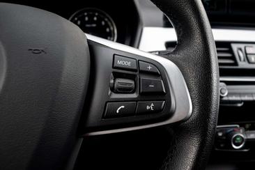 BMW X1 High Executive XDrive25e — photo 21