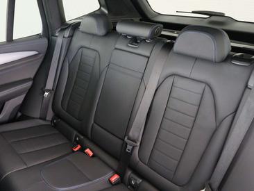BMW iX3 High Executive EDrive40 — photo 34