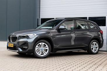 BMW X1 High Executive XDrive25e — photo 27
