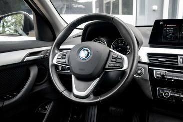 BMW X1 High Executive XDrive25e — photo 44