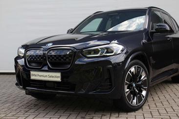 BMW iX3 M Sport — photo 8