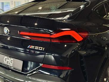 BMW X6 M50i — photo 13