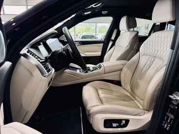 BMW X6 M50i — photo 15