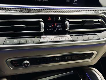 BMW X6 M50i — photo 34