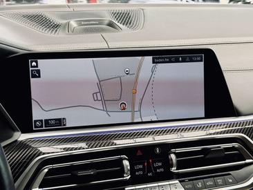 BMW X6 M50i — photo 40