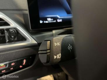 BMW Série 3 318i — photo 14
