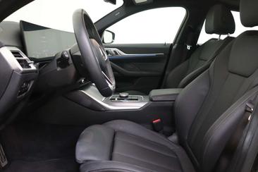 BMW I4 M Sport EDrive40 — photo 11