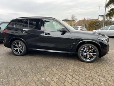 BMW X5 M60 XDrive — photo 6