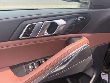 BMW X6 40d XDrive — photo 16
