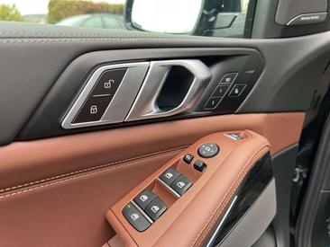 BMW X5 M60 XDrive — photo 18