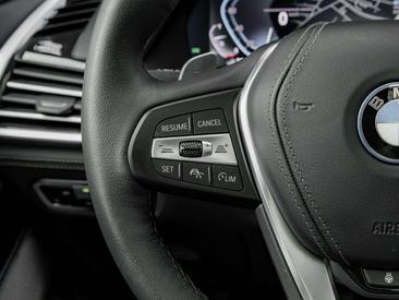 BMW X5 XDrive45e — photo 32