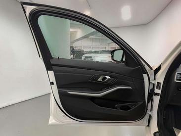 BMW Série 3 Shadow Line 318d — photo 8