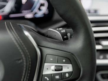 BMW X5 XDrive45e — photo 35