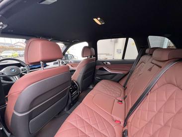 BMW X5 M60 XDrive — photo 27