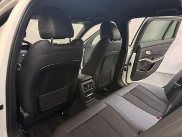 BMW Série 3 Shadow Line 318d — photo 13