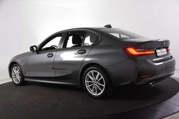 BMW Série 3 320e — photo 27